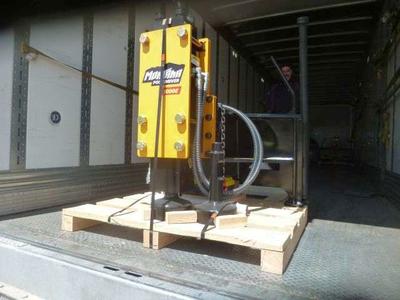 Montana Brand Post Pounder 750R