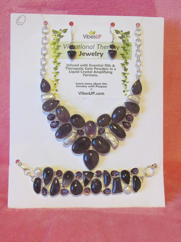NEW - VibesUP Amethyst/Pearl Jewelry Necklace, Bracelet, Earrings Set