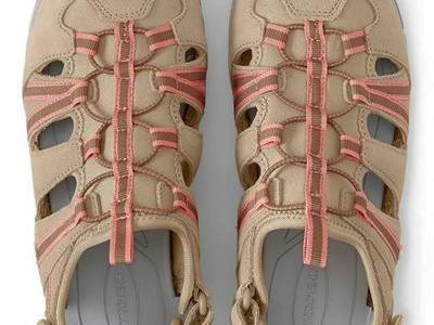 Lands'end Womens All Weather walking sandals, sz 6