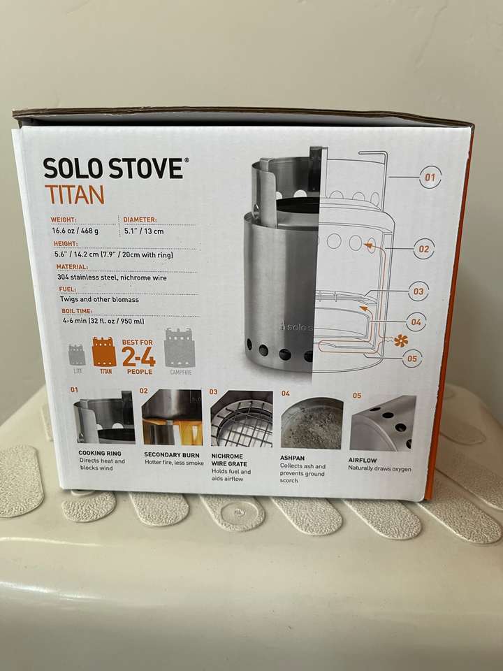 NIB Solo Stove Titan for 2-4 people, Stainless steel, Compact, no batteries or liquid fuel needed