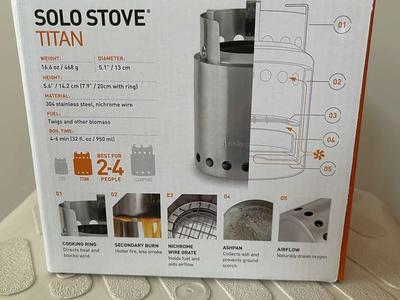 NIB Solo Stove Titan for 2-4 people, Stainless steel, Compact, no batteries or liquid fuel needed
