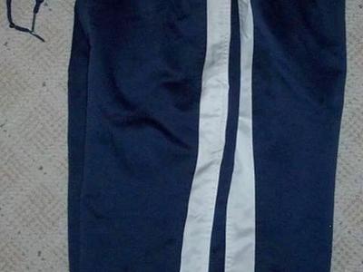 Men’s Nike Swim Trunks - sz Small