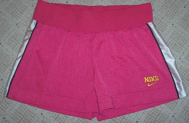 NEW! Womens Pink NIKE Shorts - Small