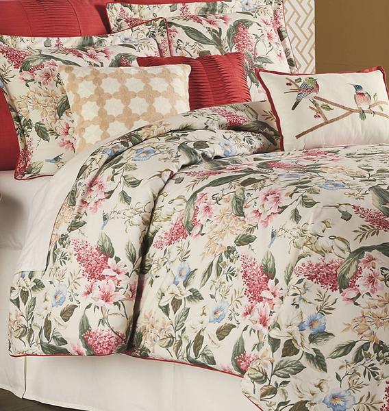 NEW Queen size comforter w/ dust ruffle and shams