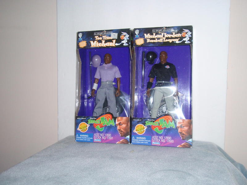 Space Jam Michael Jordan - 2 dolls $40 each