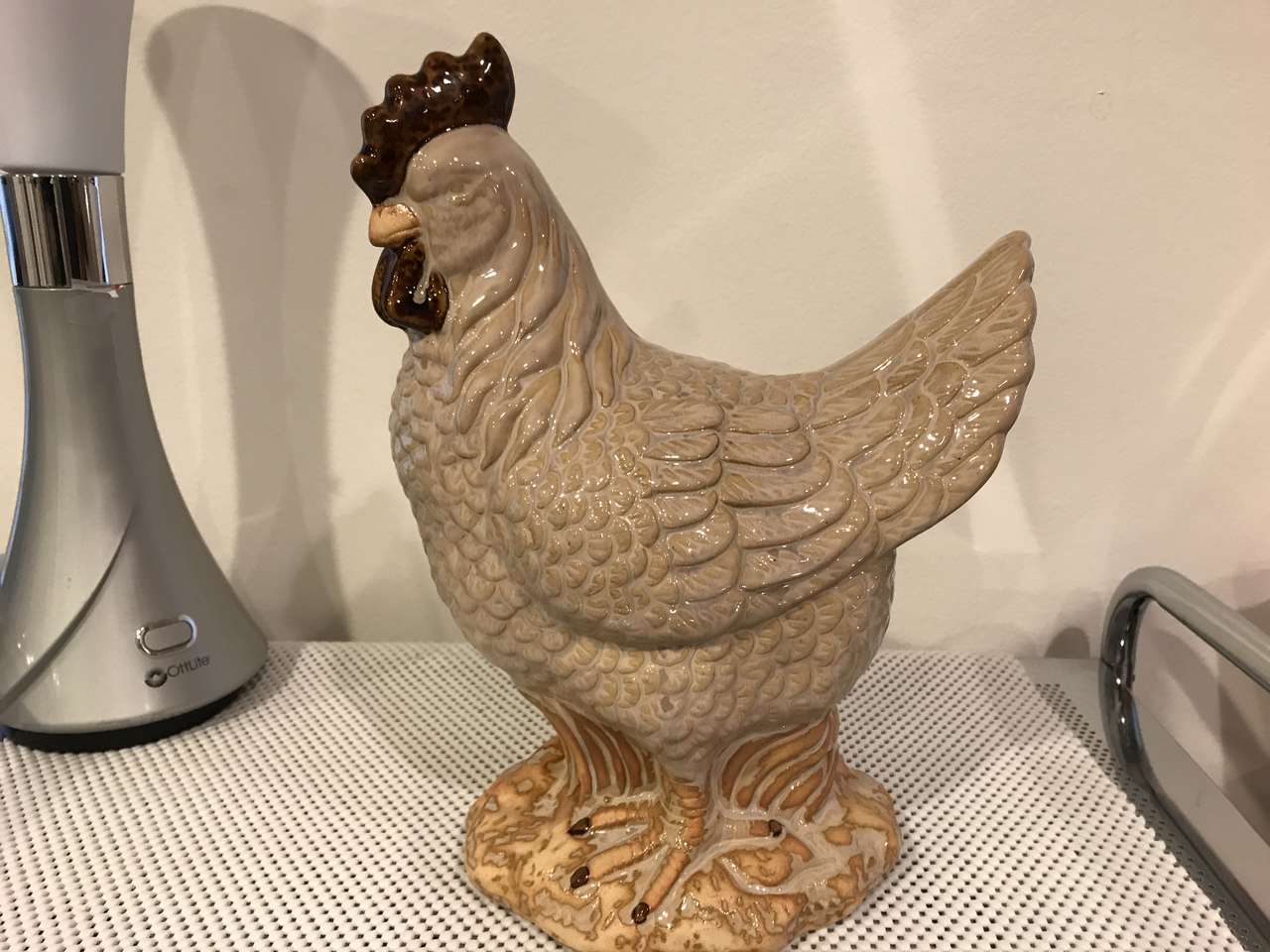 Rooster Tuscan Market 12 1/2” Dolomite Rooster Decoration, New
