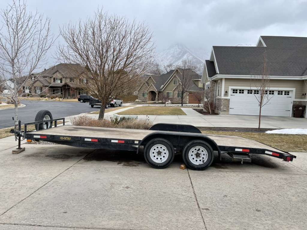 20’ Car Toy Hauler Trailer For Rent Rental Flatbed