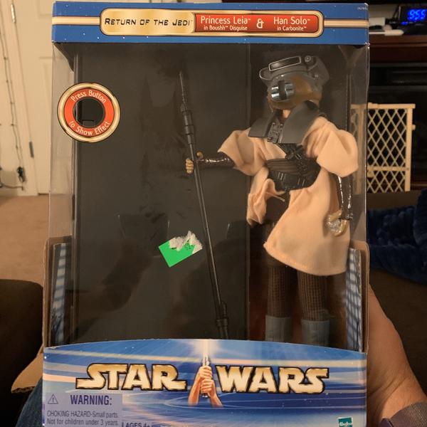 Star Wars 12” Leia In Boushh & Solo In Carbonite