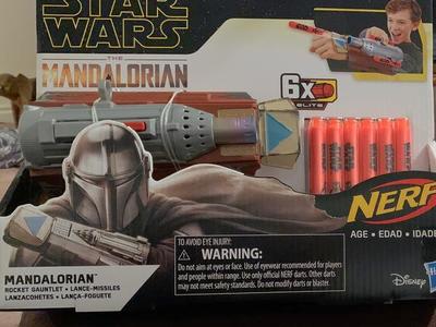 Star Wars Mandalorian Rocket Gauntlet PRICE DROP