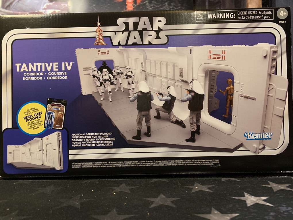 Tantive IV Corridor Vintage Collection w/ Rebel