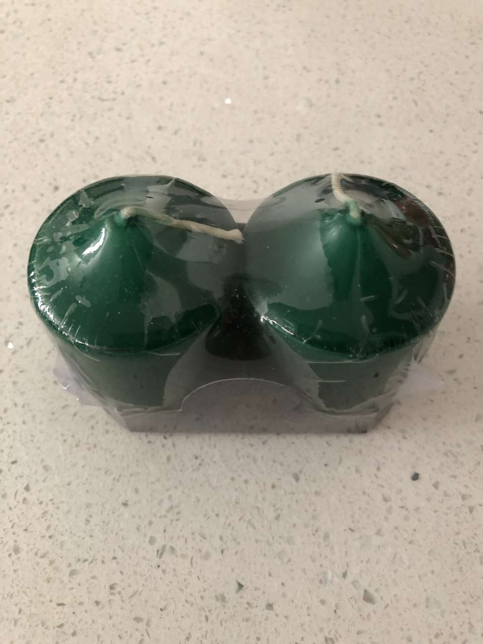 NEW Pack of 2 Green Candles