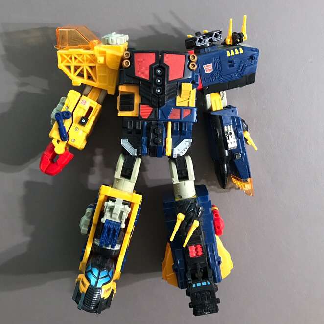 Transformers Energon Omega Supreme (No Head)