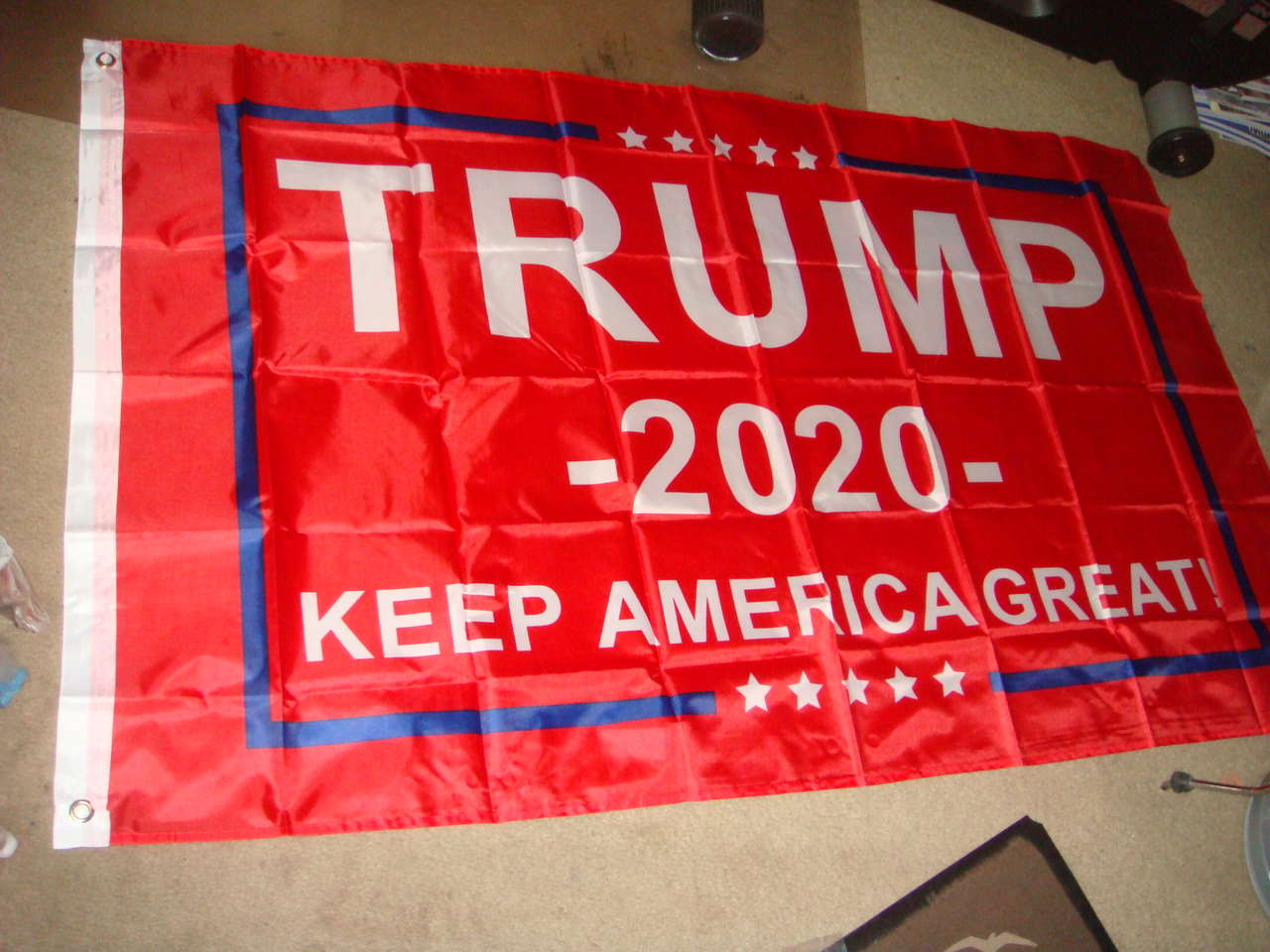 VINTAGE TRUMP FLAG 2020 KEEP AMERICA GREAT 3'X 5' FLAG COLLECTORS ITEM