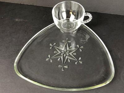 8piece vintage mid century modern snowflake series; glass serving set by Indiana Glass MCM