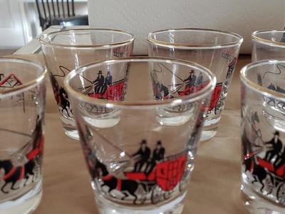 Vintage Libbey Horsedrawn Coach Design