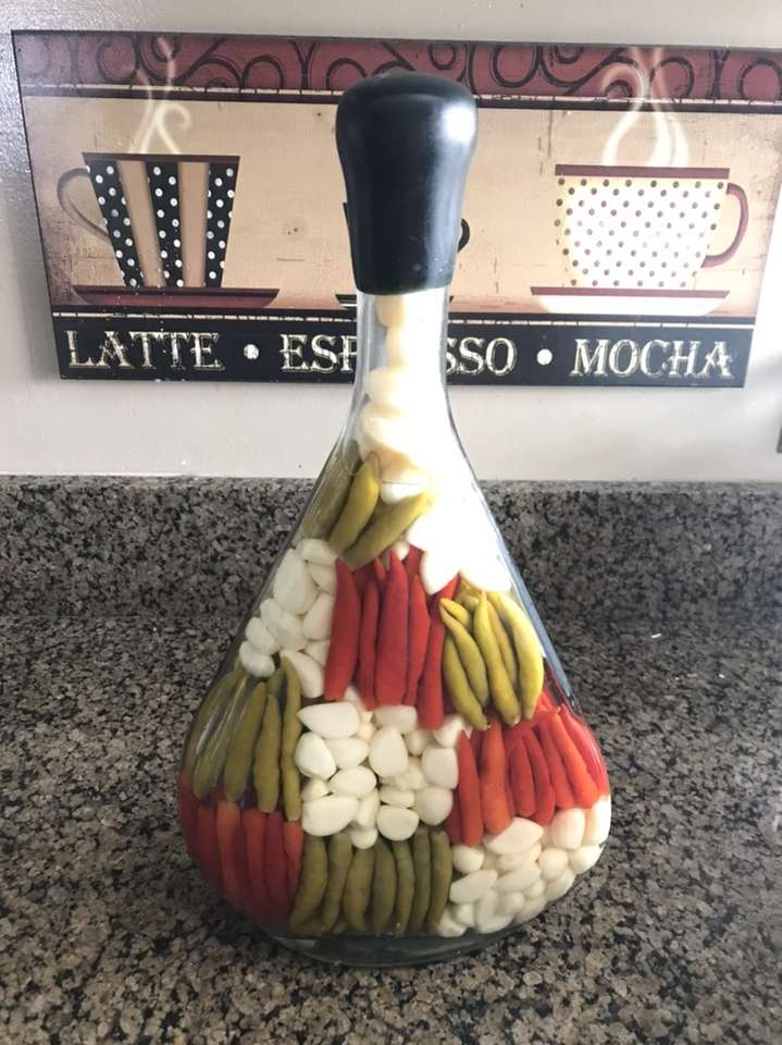 Decorative Pepper & Garlic Bottle