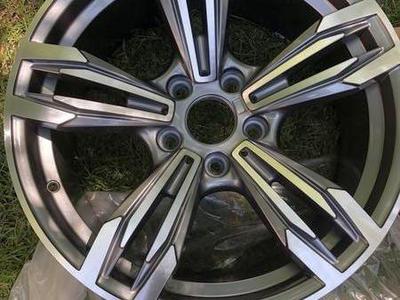 One BMW M6 Style 18” Rim 5x120