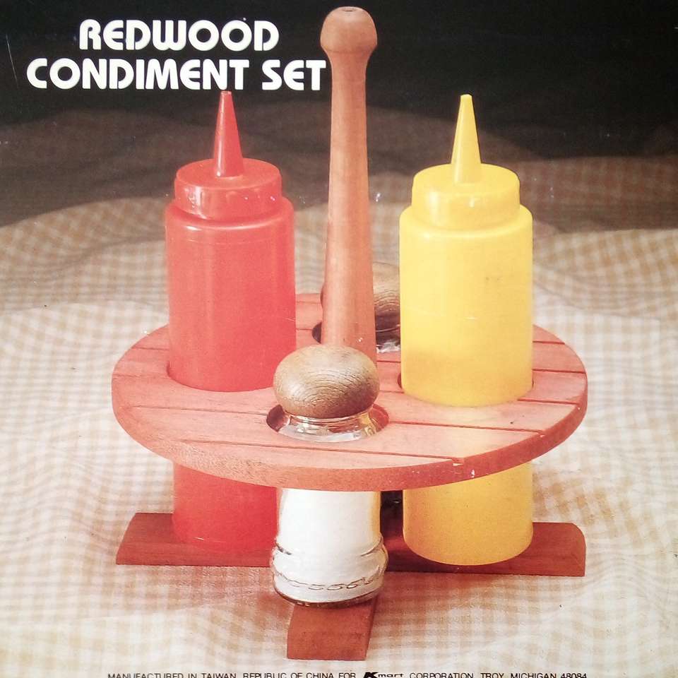 New Redwood Picnic Condiment Set