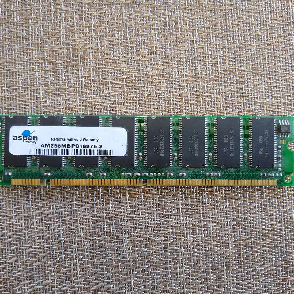 Aspen memory RAM AM256MBPC13375.2