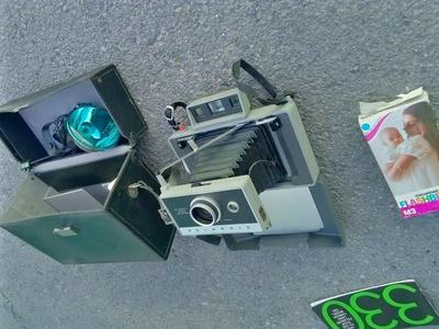POLAROID AUTOMATIC 330 land camera