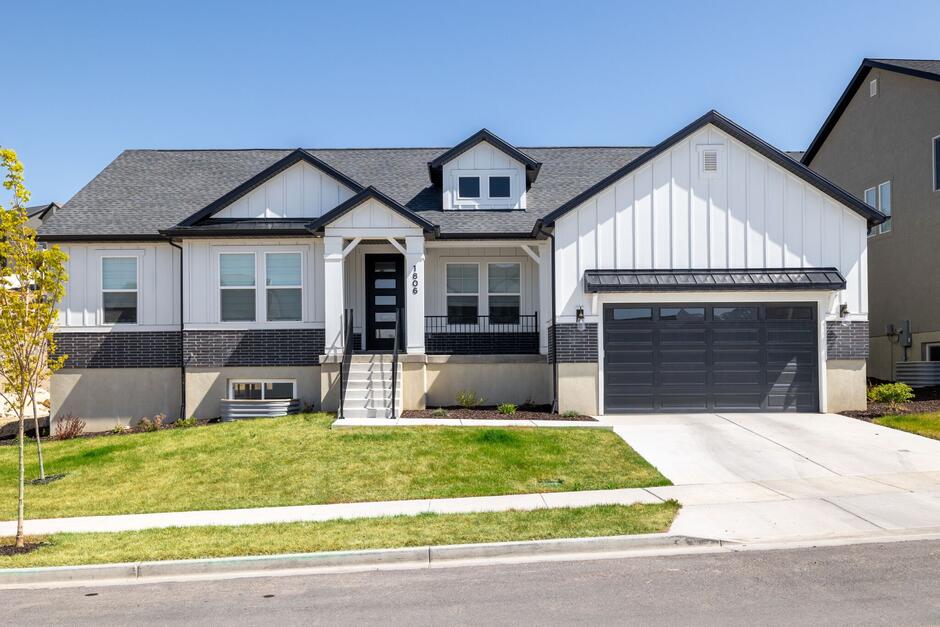 Hailey B floorplan in Highridge community