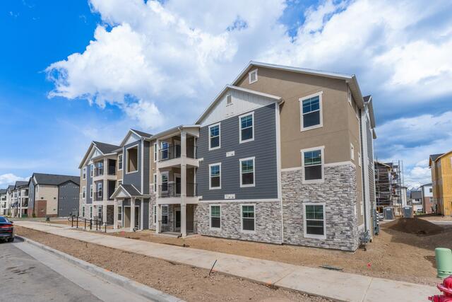 Townhome/Condo at 13688 S Hanley Ln JJ301 , Riverton, UT, 84096
