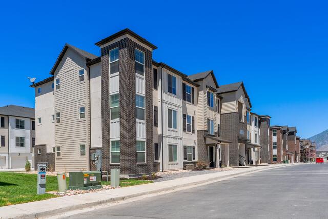 Townhome/Condo at 4778 S 710 West L304 , Mapleton, UT, 84664