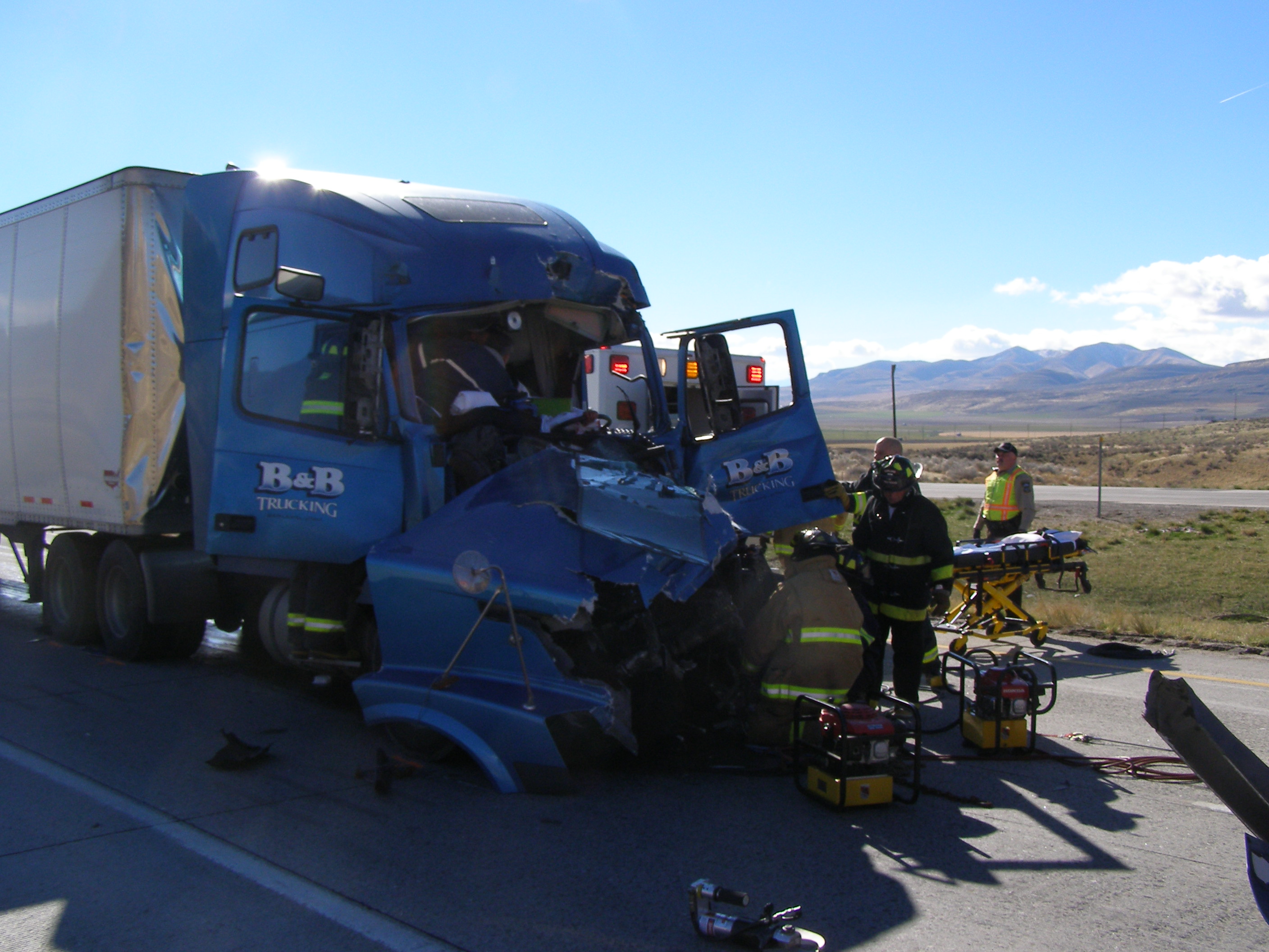 2 semi trucks collide in Box Elder County