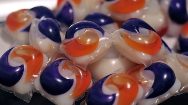 More toddlers suffer eye burns from laundry packets, study says | KSL.com