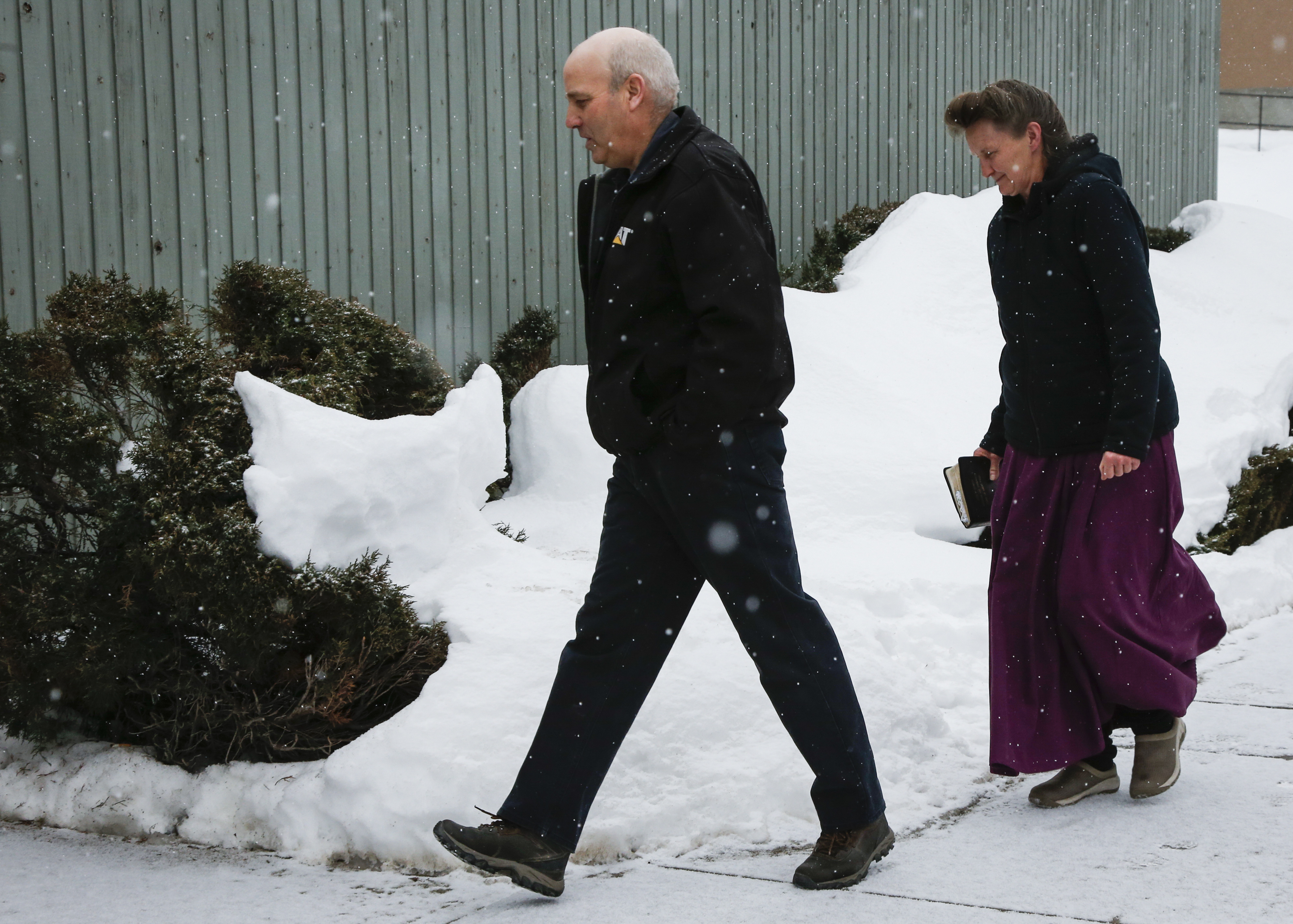 Jail sentence for 2 members of polygamous sect in Canada