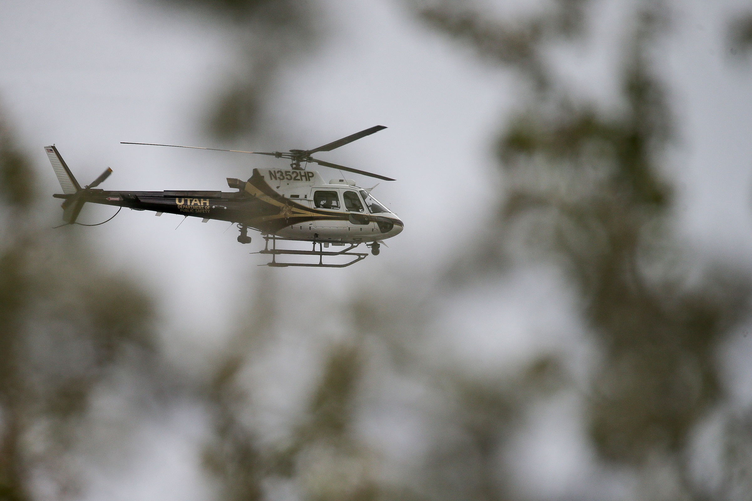 1 person airlifted to hospital after rollover in Farmington Canyon