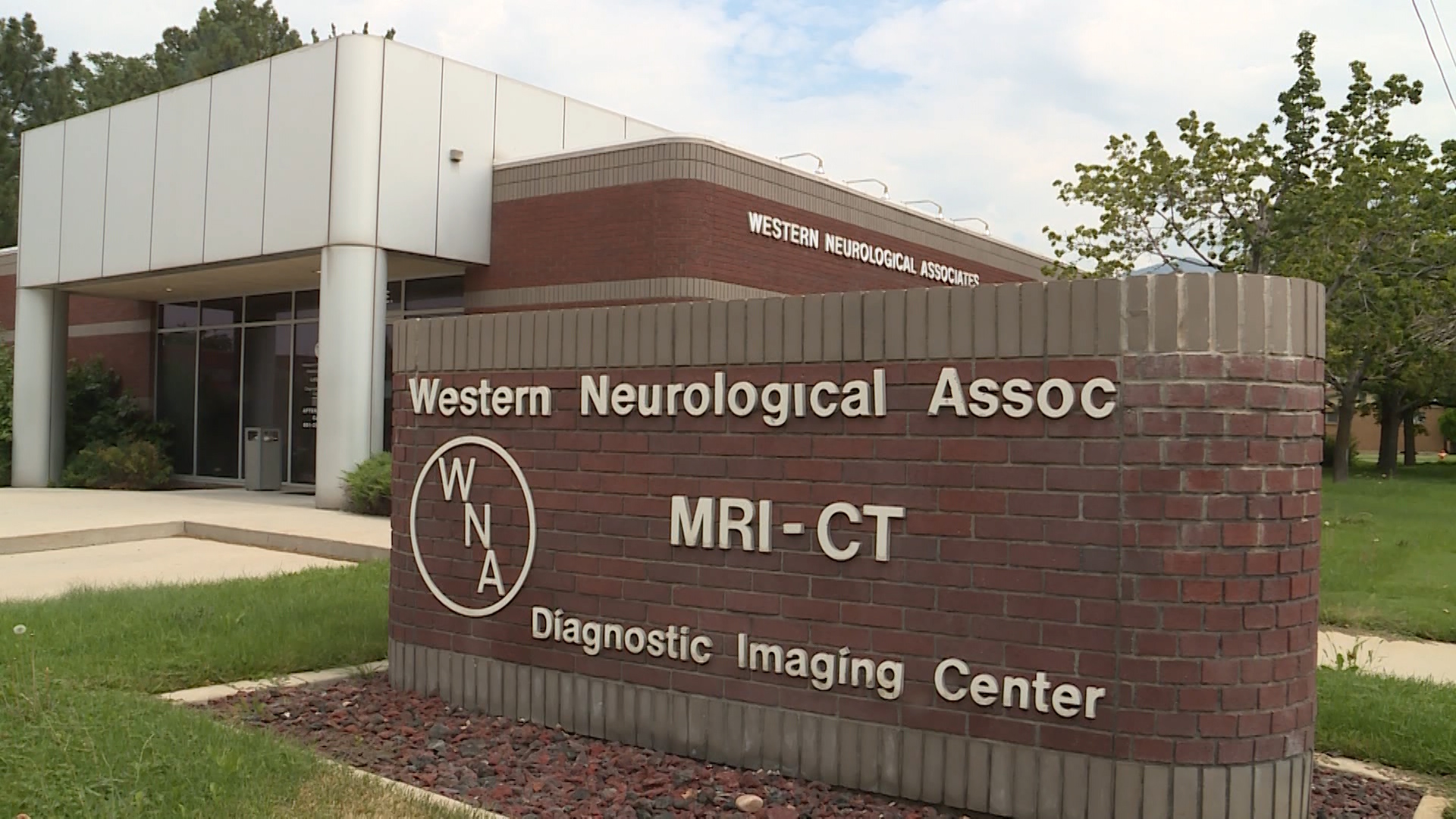 Neuro clinic shuts doors after 40+ years, leaving hundreds stunned