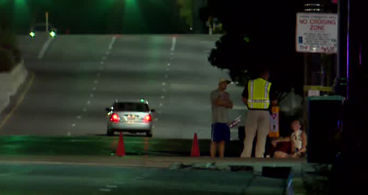 Car hits 2 people on State Street; 1 critically injured