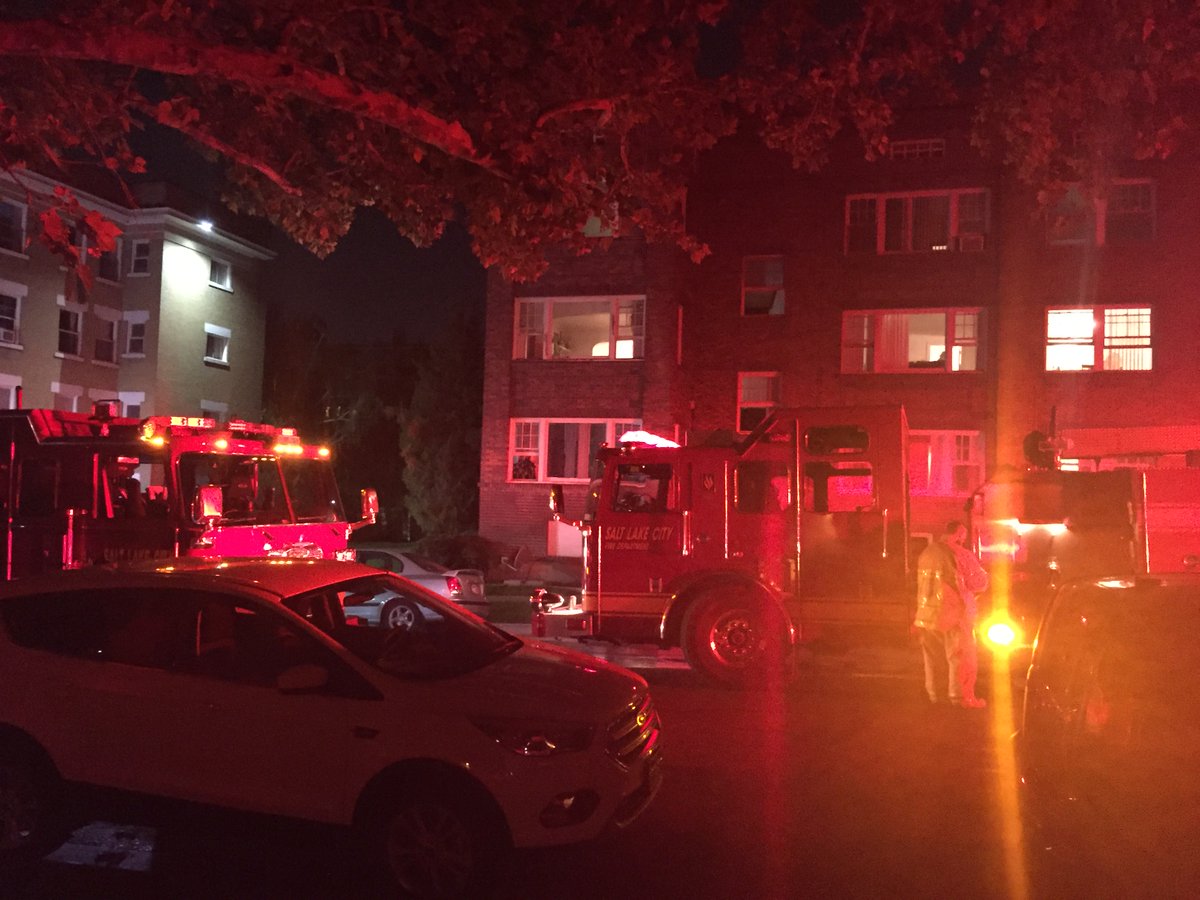 Avenues apartment fire forces residents to evacuate