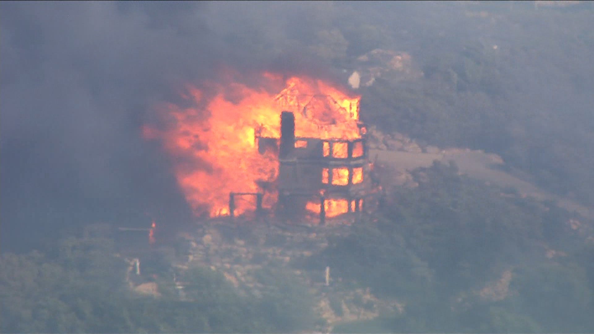 3 structures destroyed, evacuations ordered after fire erupts in Weber Canyon