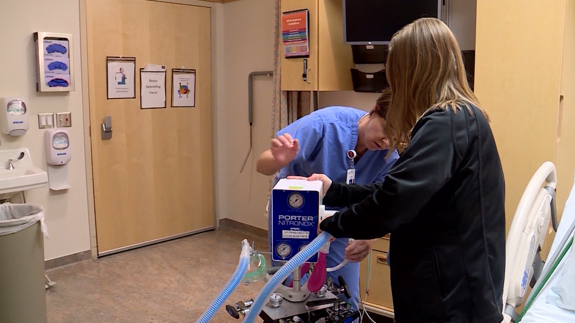 Laughing gas is making a comeback in labor and delivery rooms