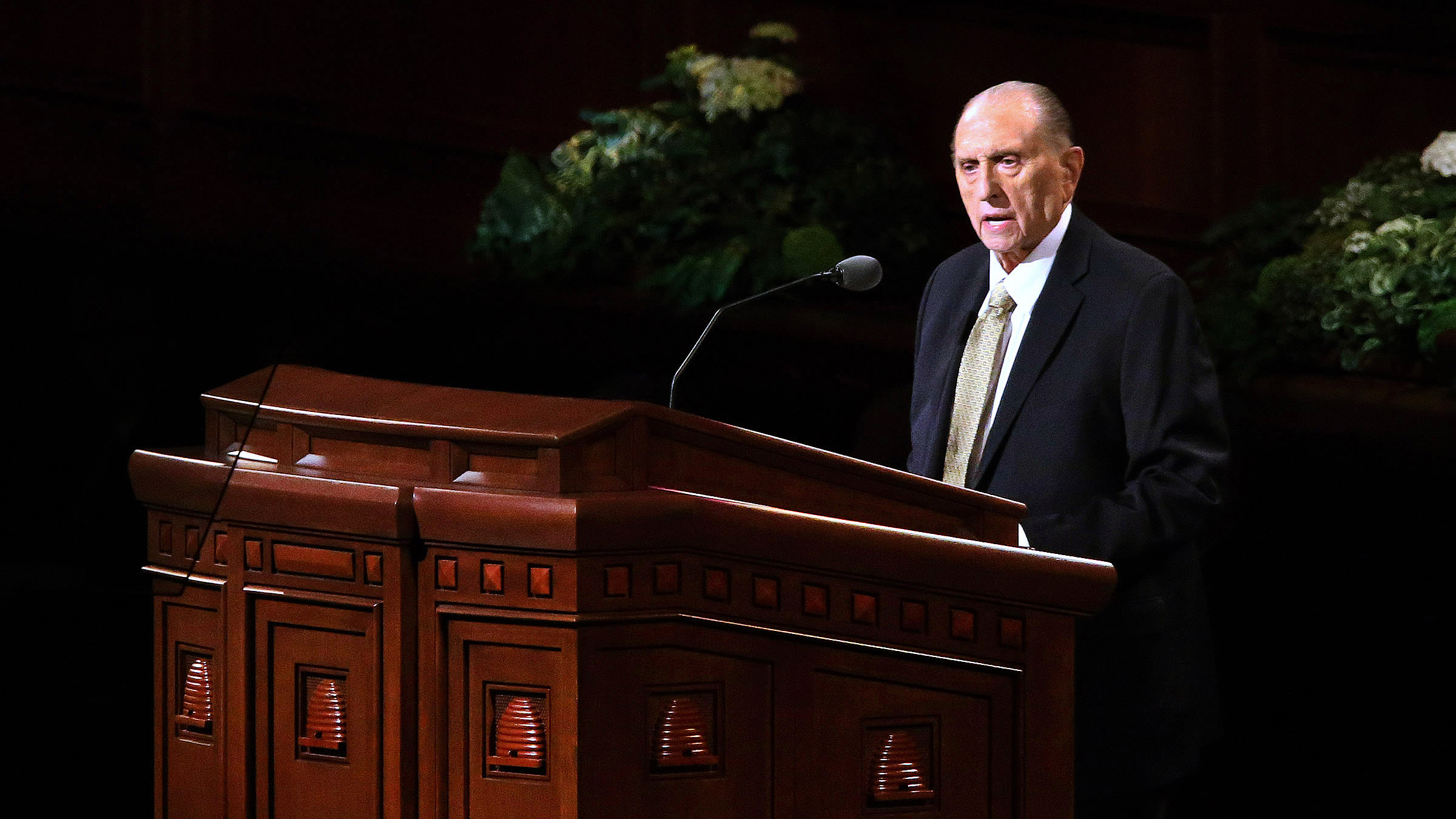 Pres. Monson, Elder Hales to be absent at LDS general conference
