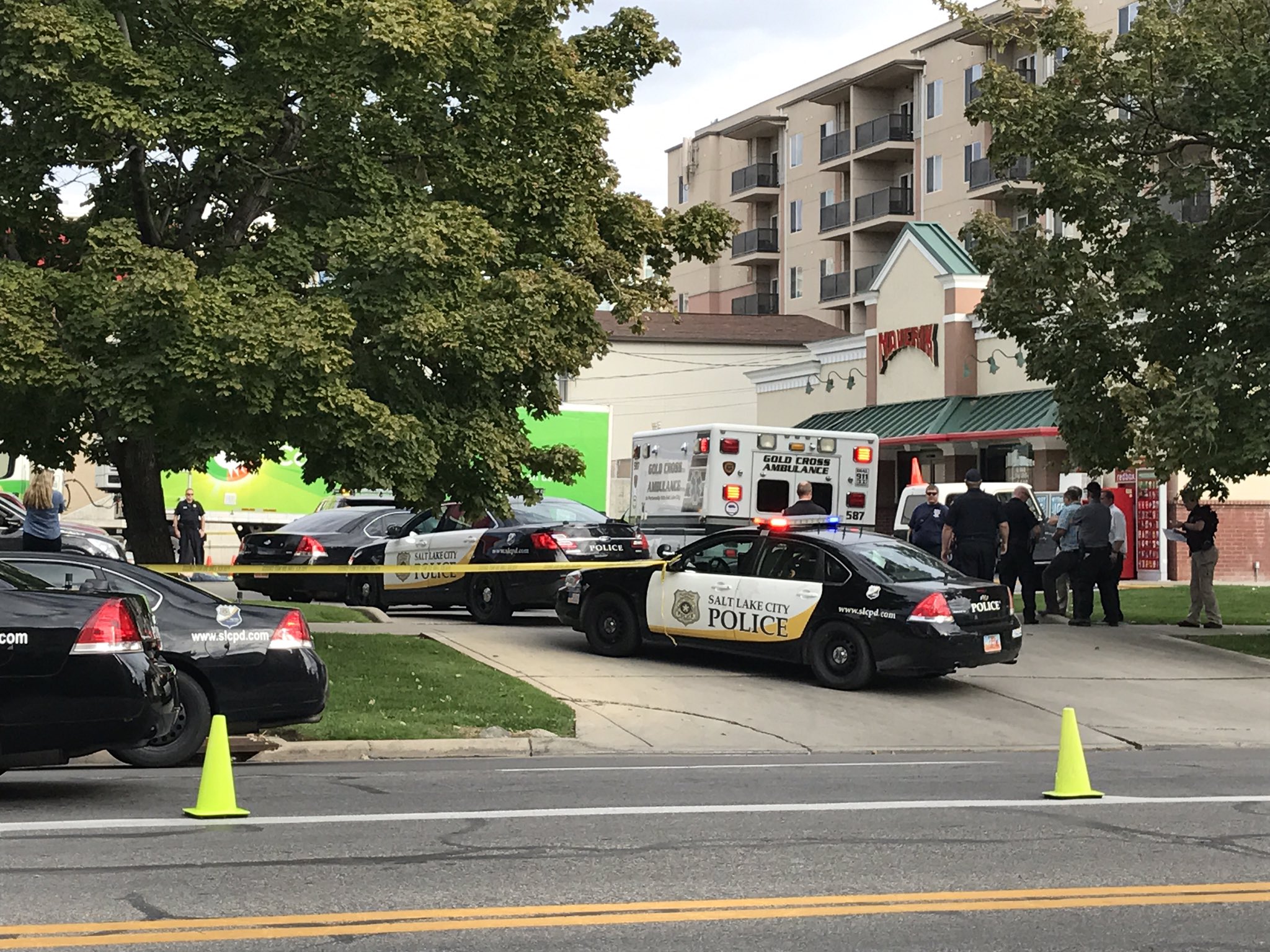 Man killed, 2 officers injured in Salt Lake City shooting