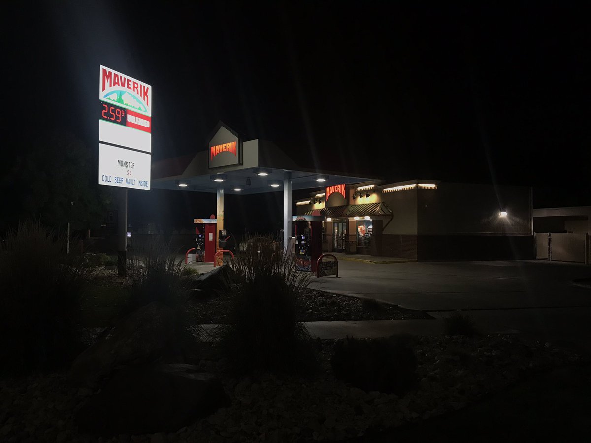 2 convenience stores robbed overnight in Salt Lake Valley