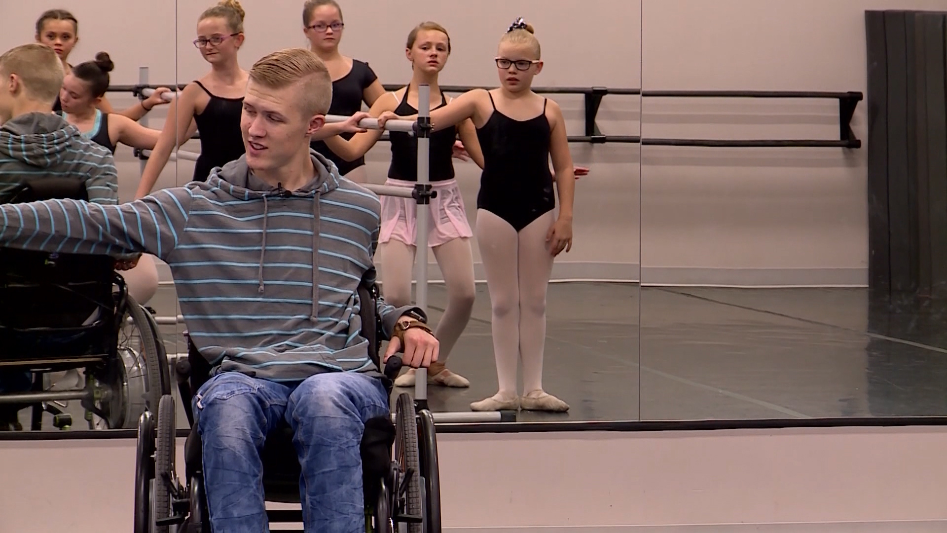 Paralyzed dancer leaps back into life — his own way