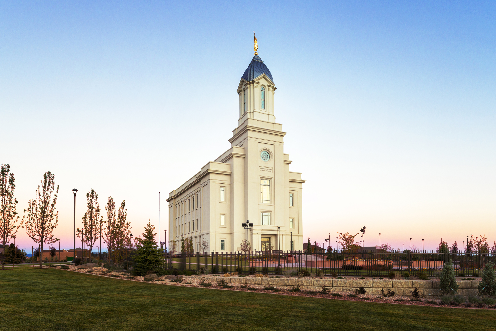 LDS temple in Cedar City opens for tour Friday