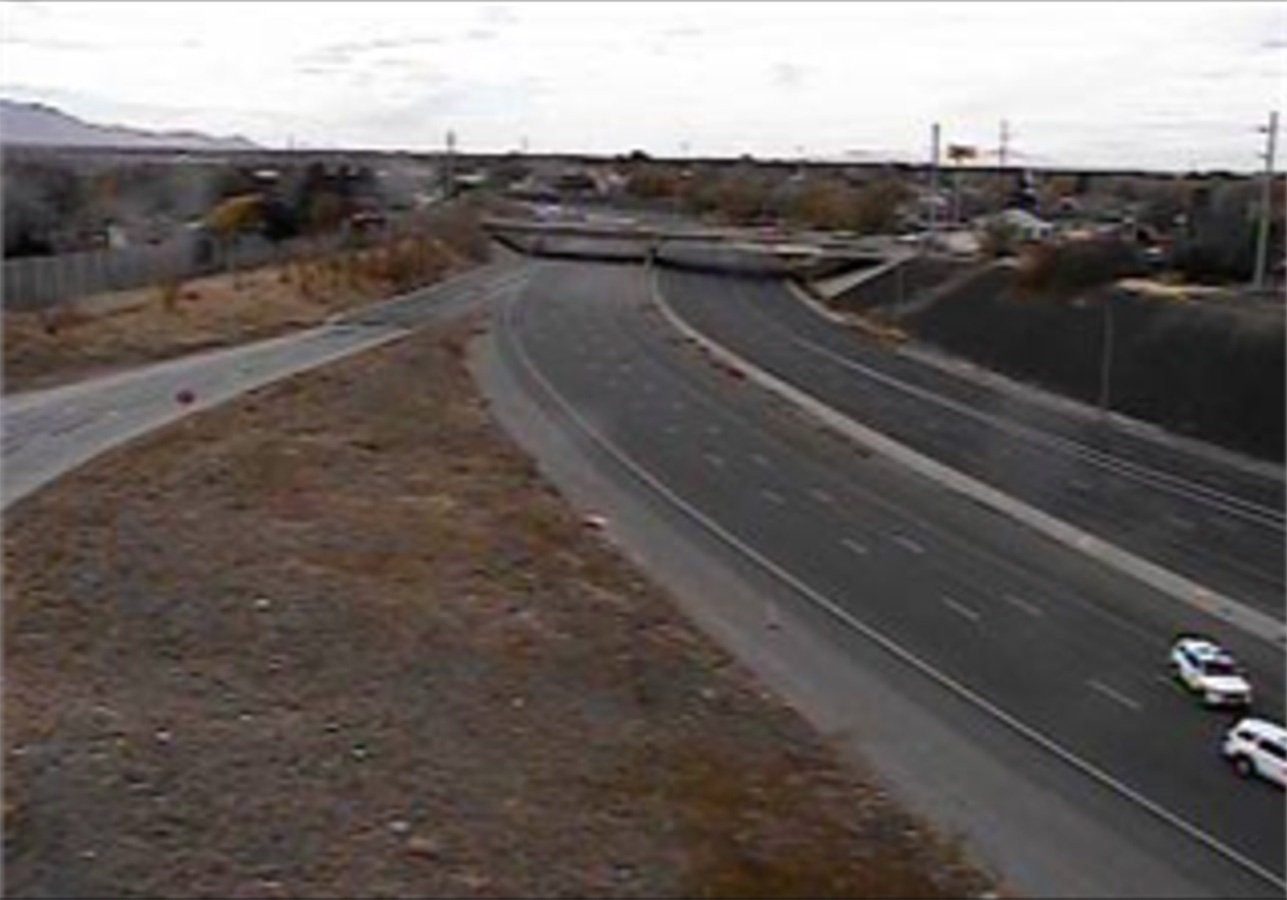 I-215 closed in Murray due to police activity
