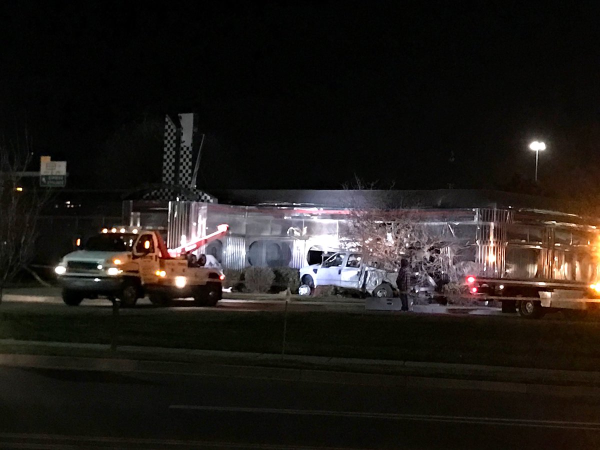 Pickup driver dies after crashing into vacant building in Draper