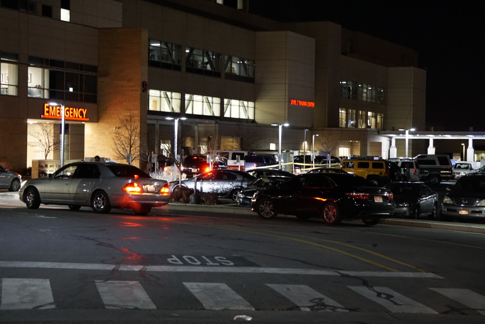 Officer, 2 juveniles expected to recover after shooting in West Valley