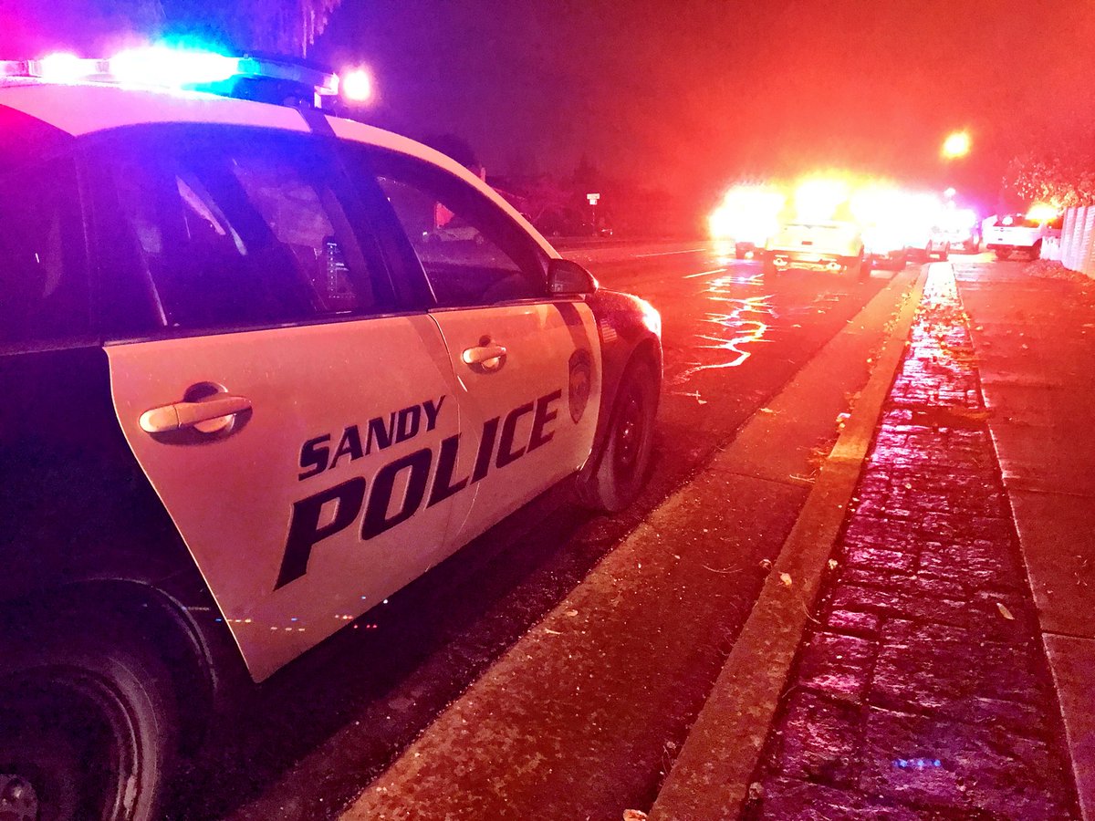 30-minute police chase ends after car runs out of gas