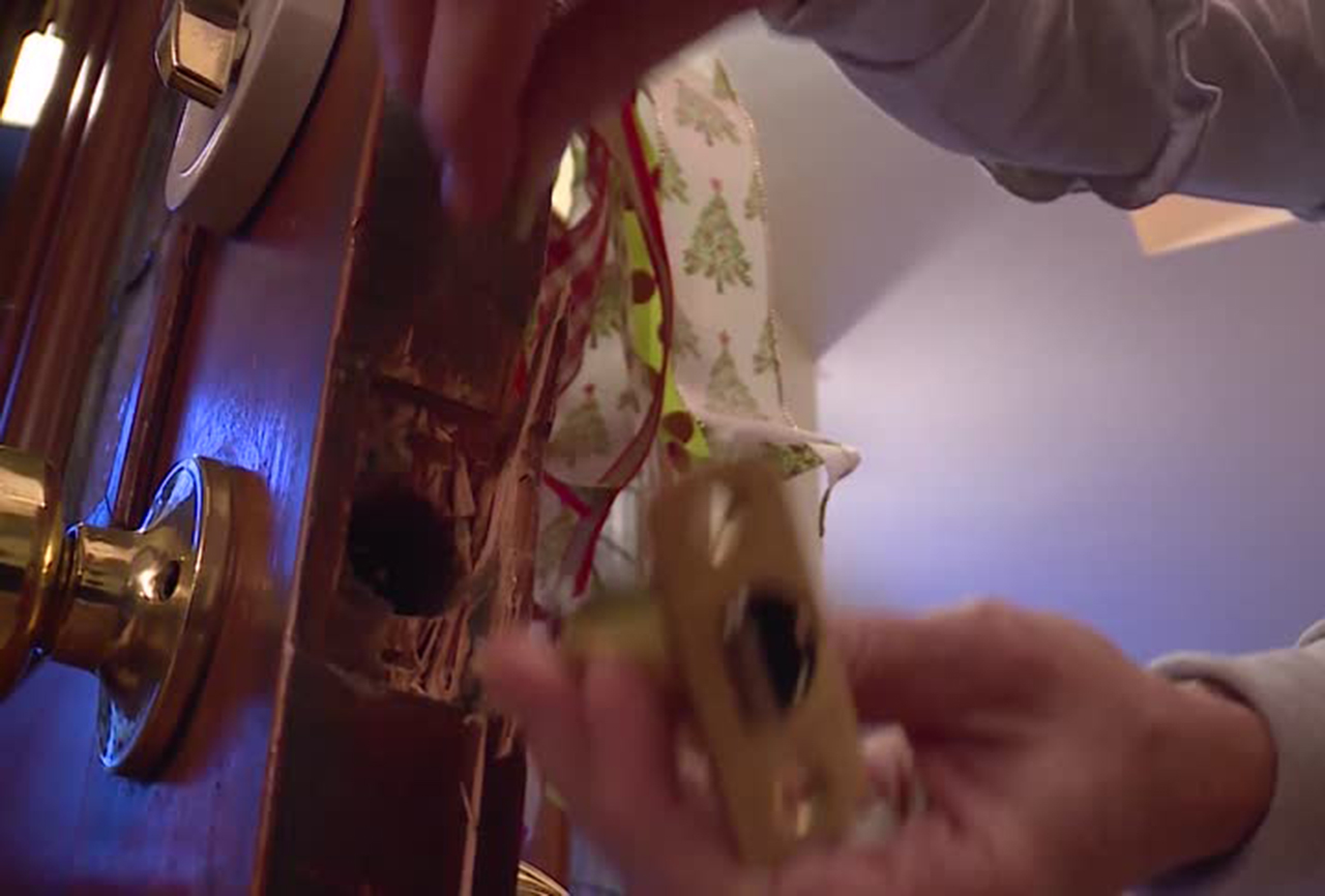 Sandy family rattled after door kicked in on Black Friday