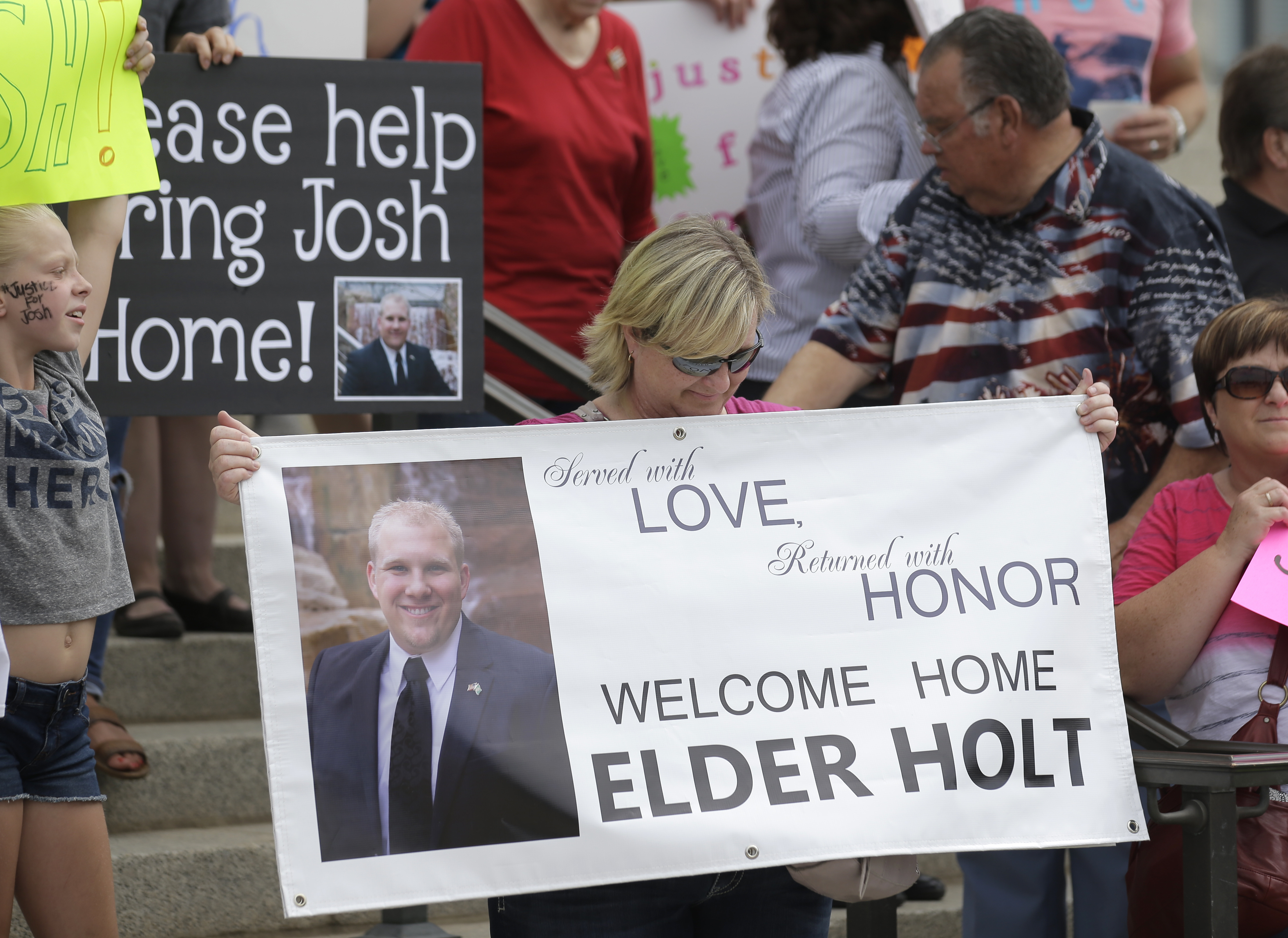 Venezuelan judge orders Utah man be tried on weapons charges