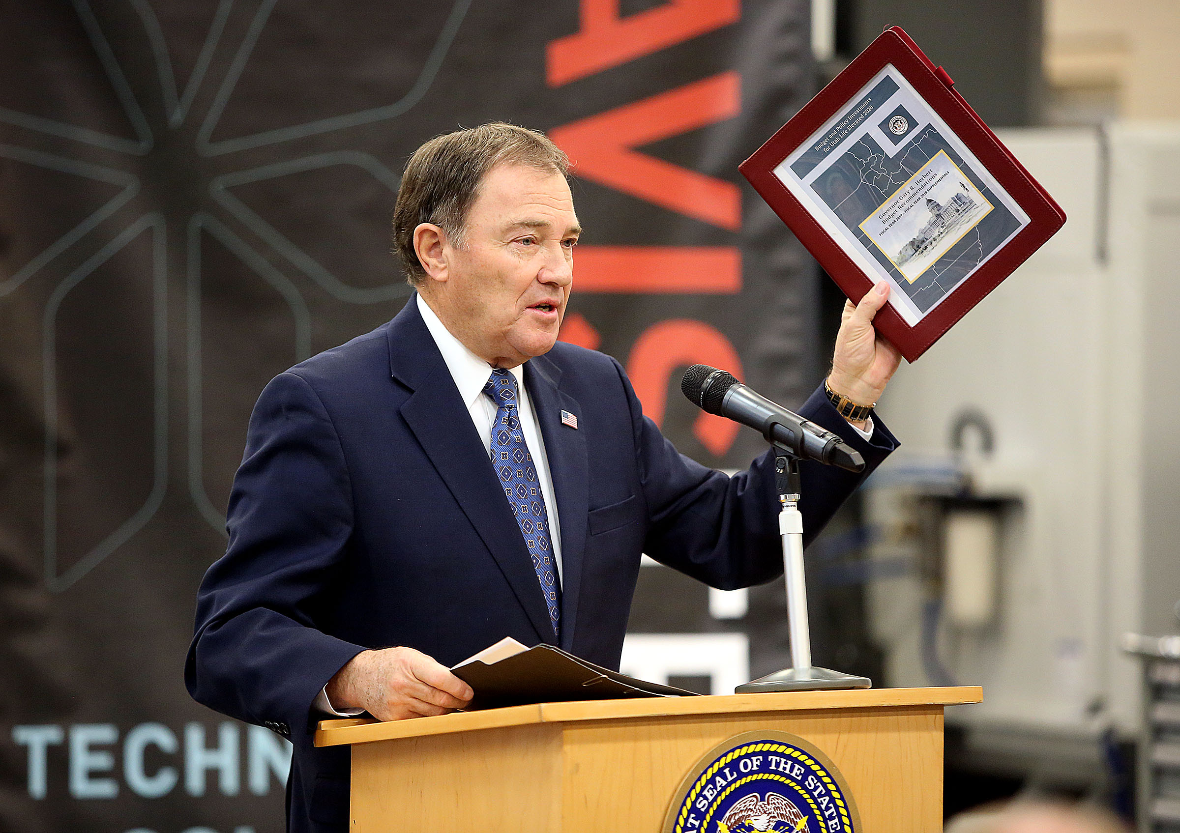 Gov. Gary Herbert unveils $16.7B budget proposal for Utah