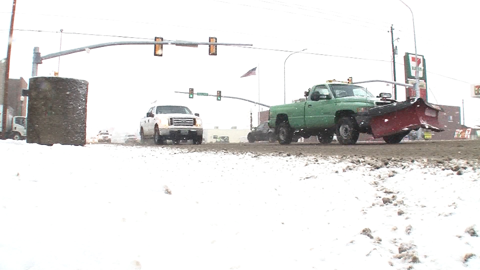 Snowstorm hits Wasatch Front, travel delays expected