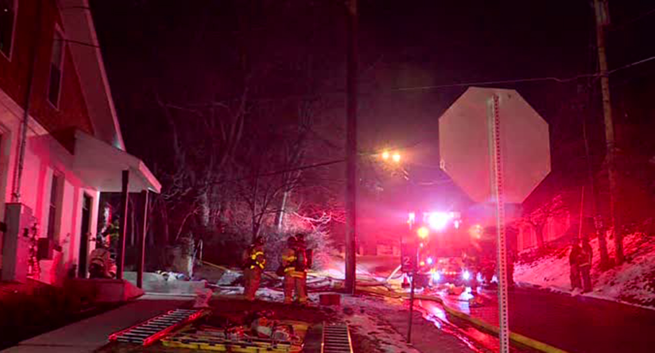 Salt Lake woman injured in early morning house fire